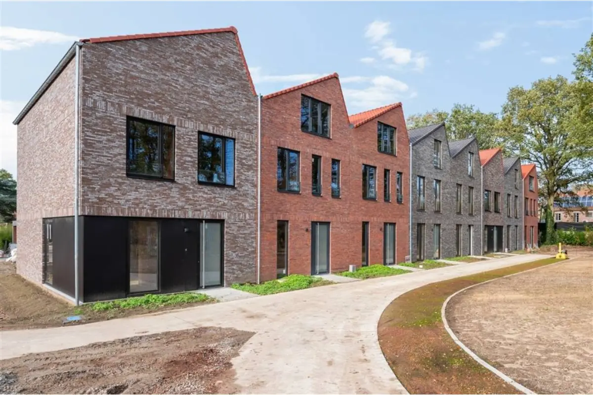 Huis te  koop in Herentals 2200 403000.00€ 3 slaapkamers 175.92m² - Zoekertje 756162