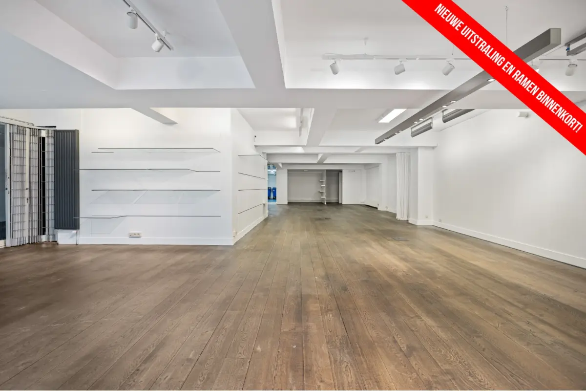 Handelszaak te  huur in Brasschaat 2930 2150.00€  slaapkamers 295.00m² - Zoekertje 757393