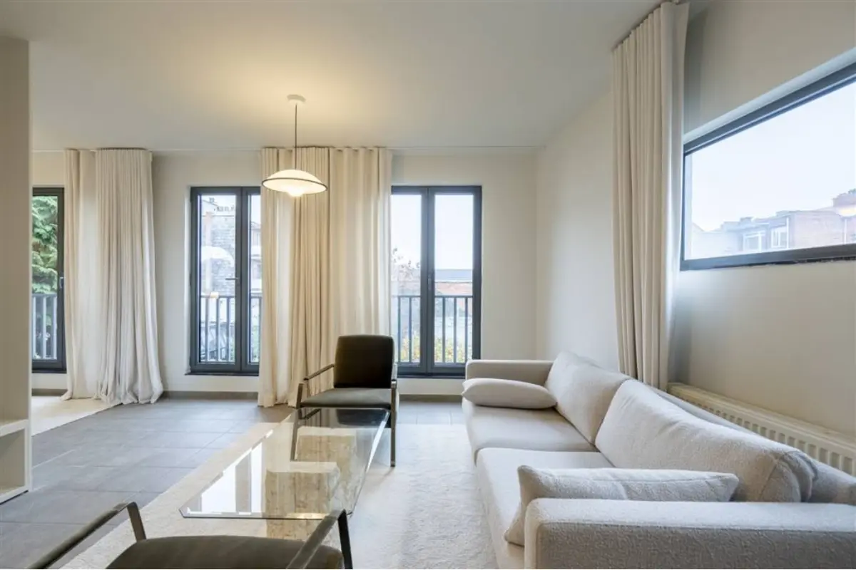 Appartement te  huur in Antwerpen 2060 1250.00€ 1 slaapkamers 42.00m² - Zoekertje 757303
