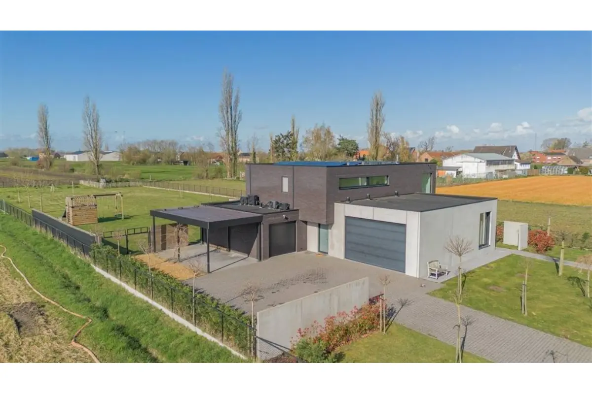 Huis te  koop in Leest 2811 1295000.00€ 4 slaapkamers 200.00m² - Zoekertje 756375
