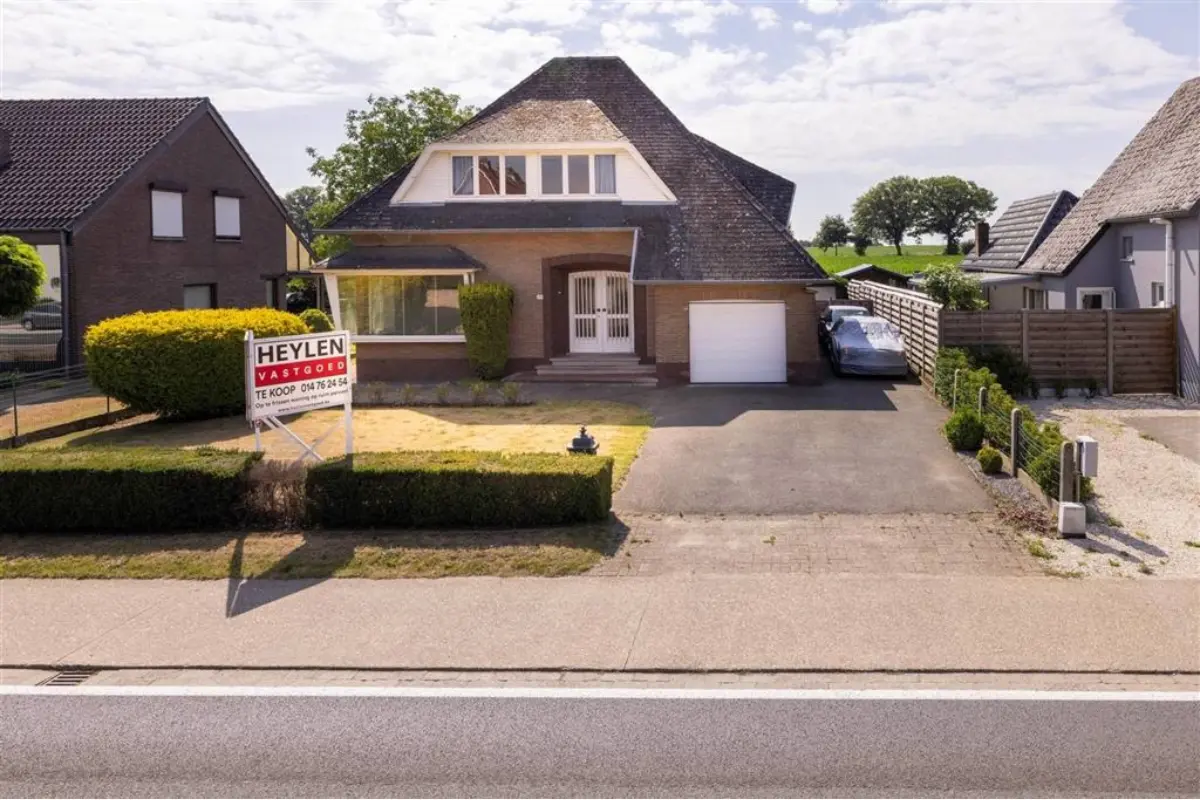 Huis te  koop in Meerhout 2450 325000.00€ 3 slaapkamers 189.00m² - Zoekertje 758342