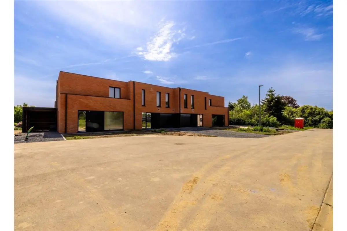 Huis te  koop in Heist-op-den-Berg 2220 465000.00€ 3 slaapkamers 158.00m² - Zoekertje 759377