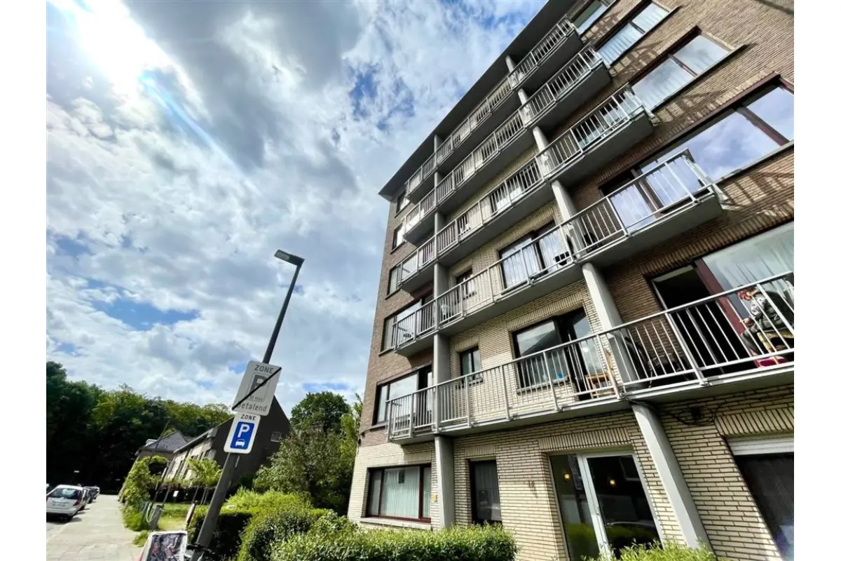 Appartement te  huur in Wilrijk 2610 1195.00€ 3 slaapkamers 100.00m² - Zoekertje 760935