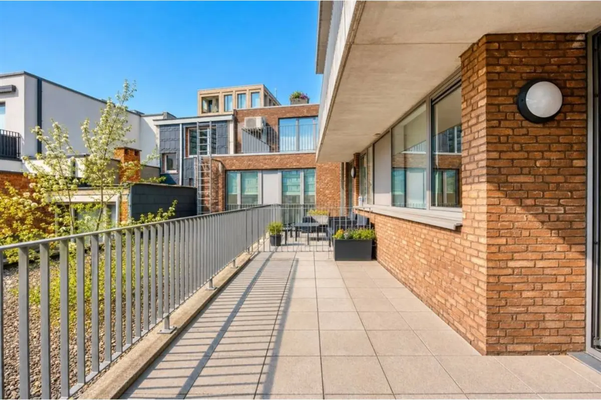 Appartement te  koop in Wilrijk 2610 289000.00€ 2 slaapkamers 80.00m² - Zoekertje 760445