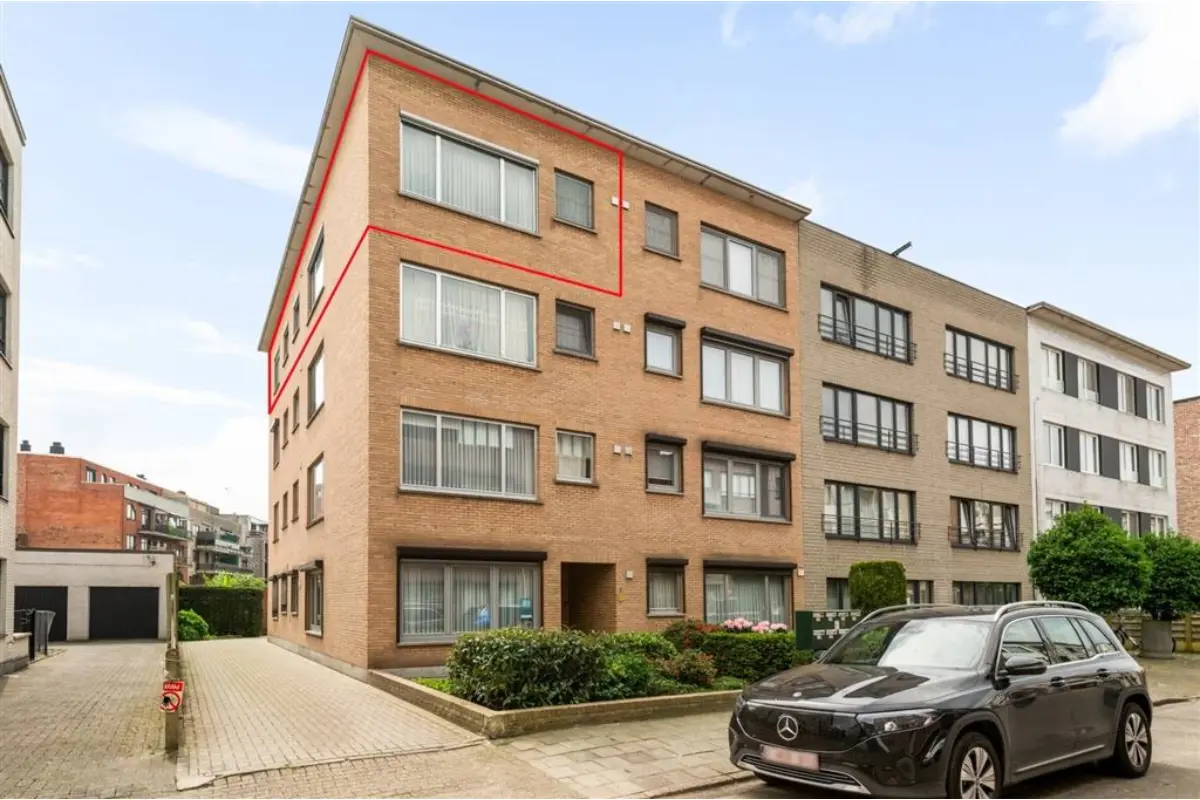 Appartement te  koop in Turnhout 2300 179000.00€ 1 slaapkamers 83.00m² - Zoekertje 762384