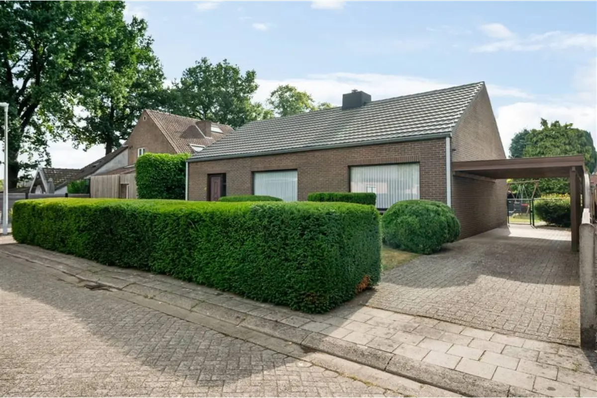 Huis te  koop in Turnhout 2300 479000.00€ 3 slaapkamers 176.00m² - Zoekertje 762345