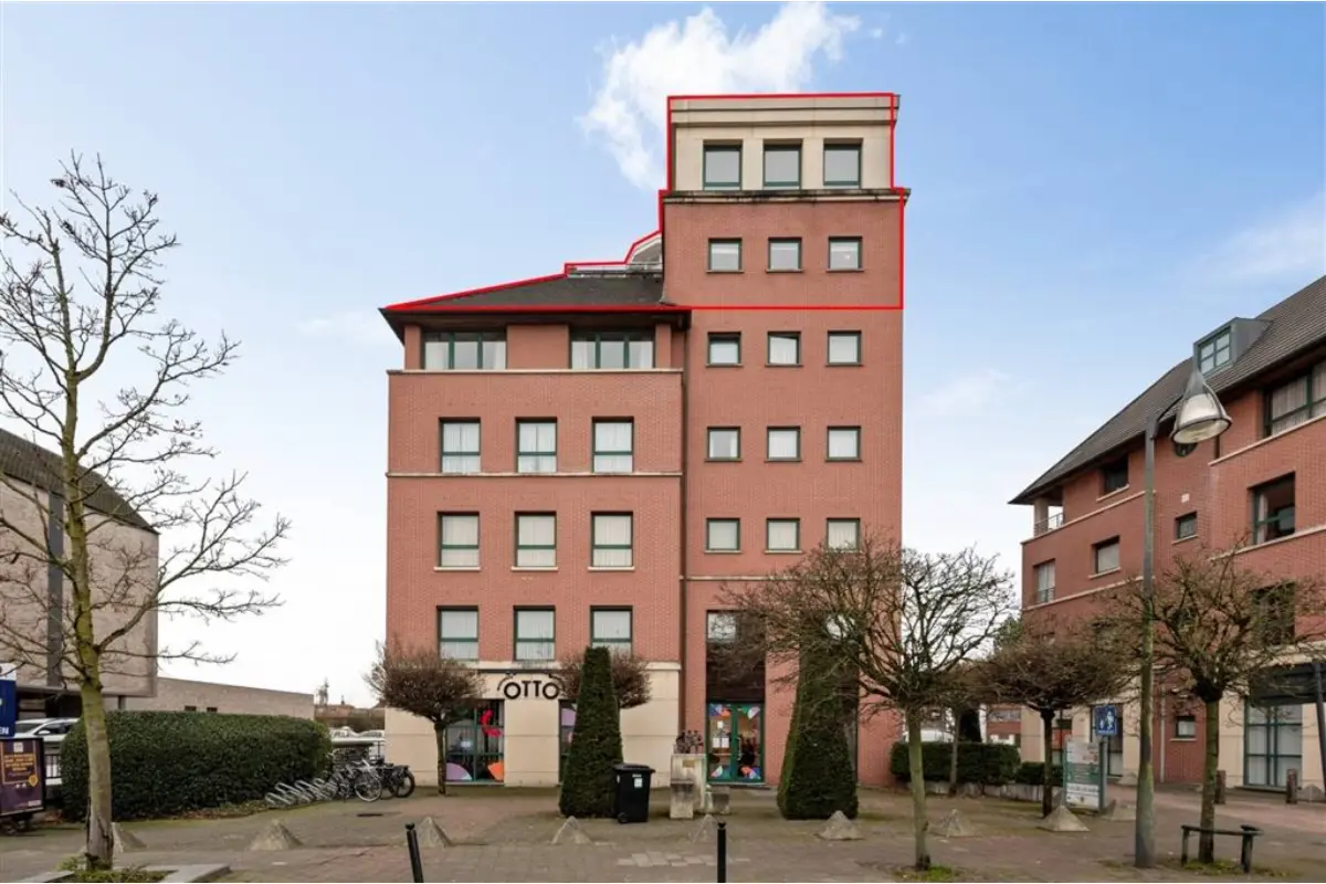 Appartement te  koop in Turnhout 2300 470000.00€ 3 slaapkamers 205.00m² - Zoekertje 762366
