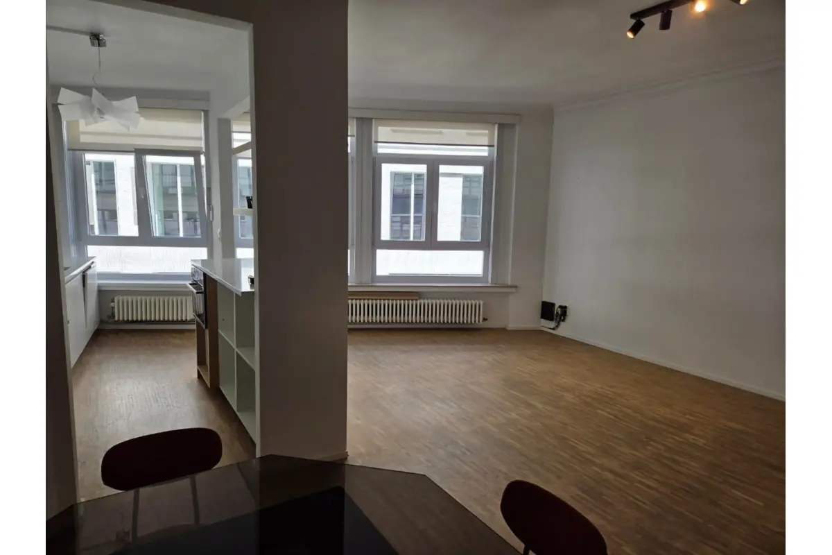 Appartement te  huur in Antwerpen 2000 1095.00€ 2 slaapkamers m² - Zoekertje 762714
