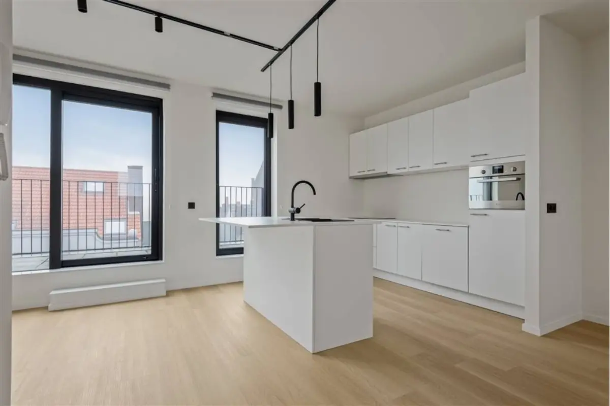 Appartement te  koop in Antwerpen 2060 579000.00€ 4 slaapkamers 129.00m² - Zoekertje 763702
