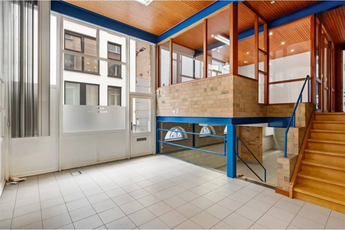 Handelszaak te  koop in Antwerpen 2000 549000.00€  slaapkamers 444.00m² - Zoekertje 763739