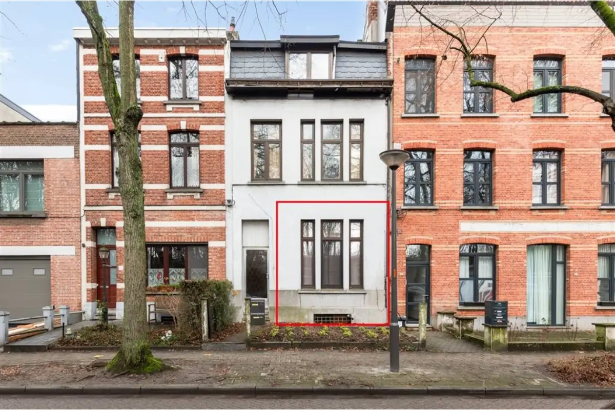 Appartement te  koop in Mortsel 2640 289000.00€ 2 slaapkamers 82.00m² - Zoekertje 763166