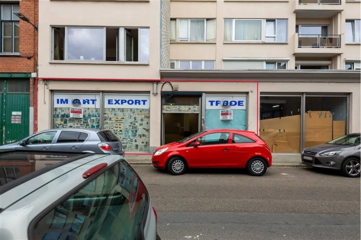 Handelszaak te  koop in Antwerpen 2060 359000.00€  slaapkamers 250.00m² - Zoekertje 763699