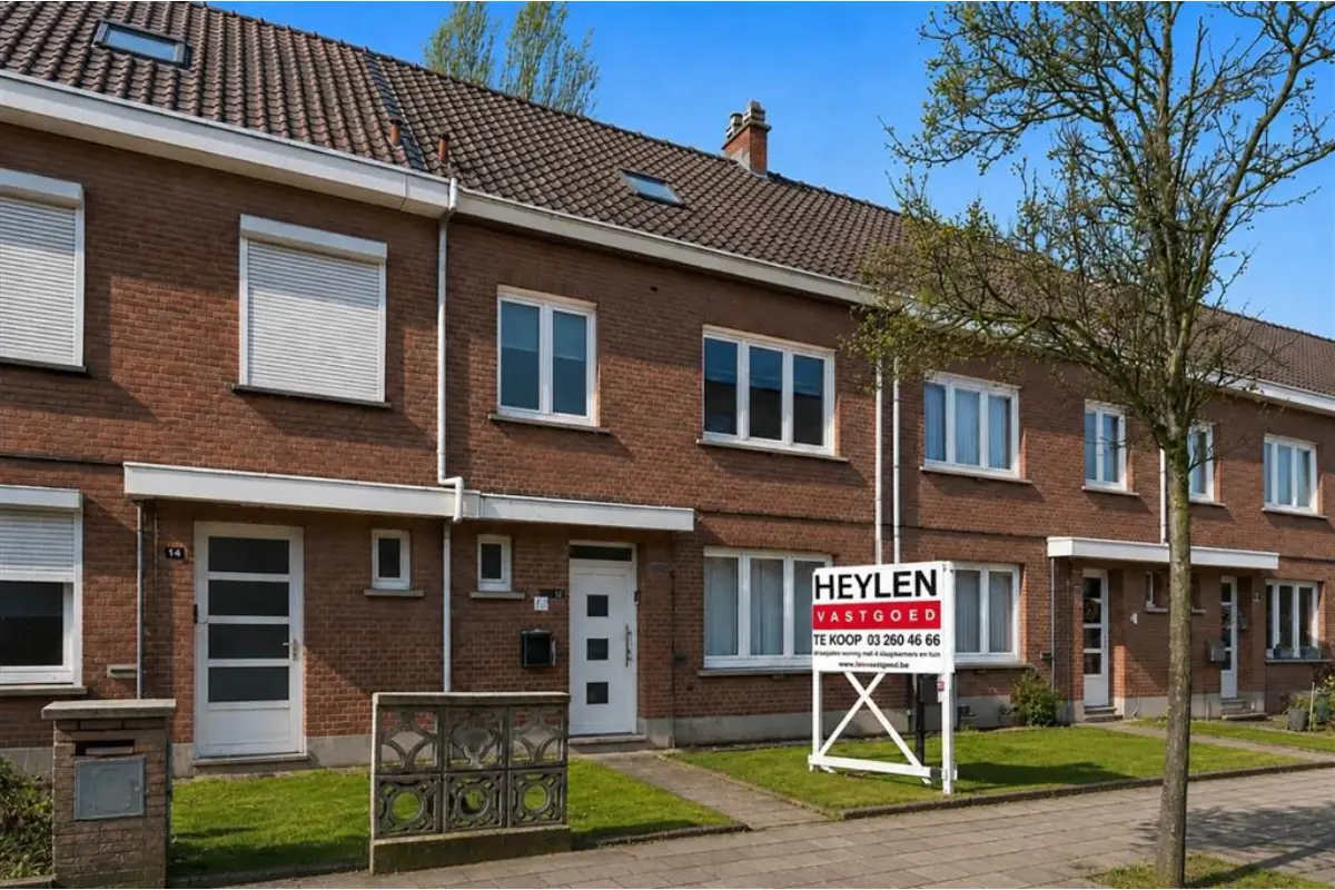 Huis te  koop in Hoboken 2660 379000.00€ 3 slaapkamers 151.00m² - Zoekertje 763737
