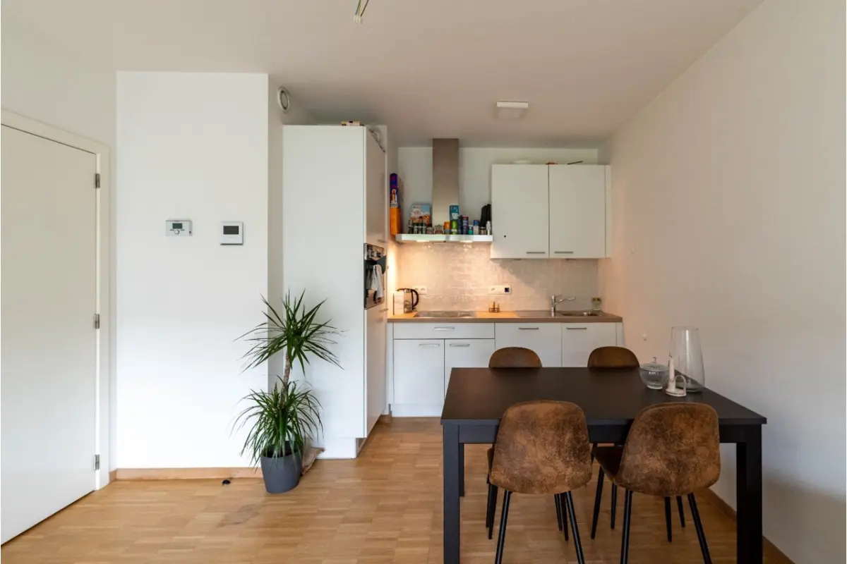 Appartement te  huur in Deurne 2100 895.00€ 1 slaapkamers m² - Zoekertje 763340