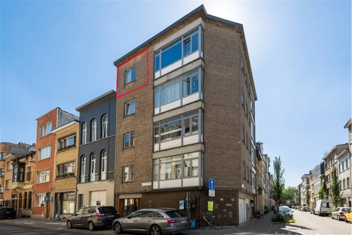Appartement te  koop in Antwerpen 2060 109000.00€ 1 slaapkamers 27.00m² - Zoekertje 763697