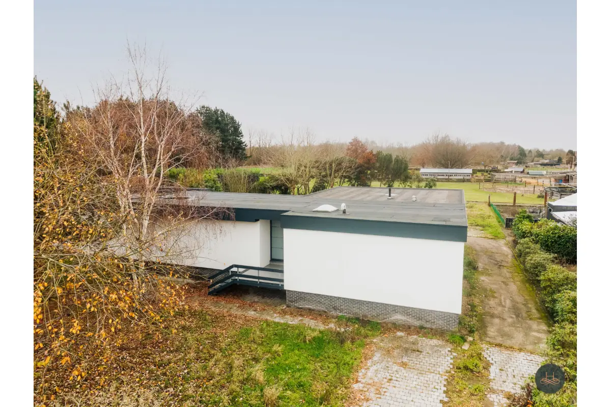 Huis te  koop in Hulshout 2235 575000.00€ 4 slaapkamers 300.00m² - Zoekertje 763138