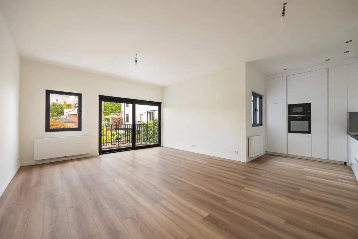 Appartement te  huur in Berchem 2600 1450.00€ 2 slaapkamers 111.00m² - Zoekertje 764288