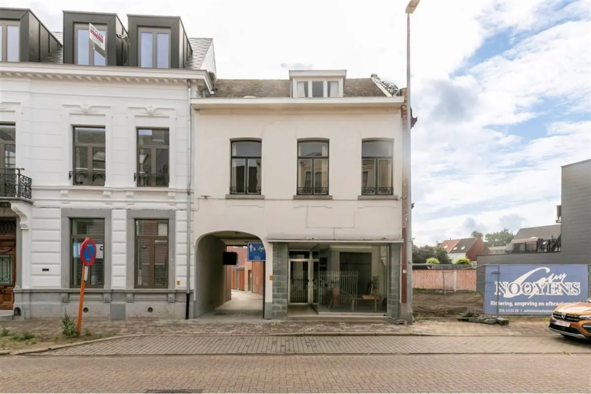 Handelszaak te  koop in Herentals 2200 199000.00€ 2 slaapkamers 216.00m² - Zoekertje 764608
