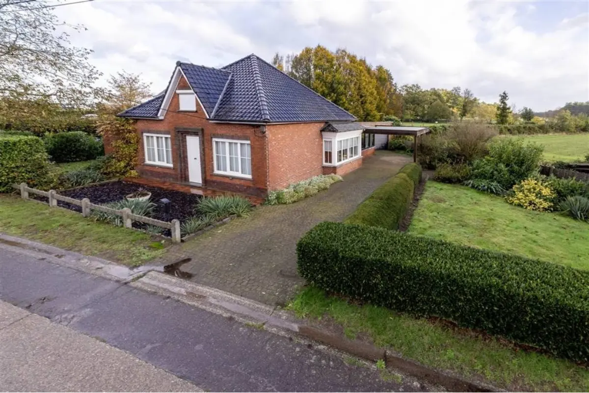 Huis te  koop in Poederlee 2275 299000.00€ 2 slaapkamers 147.00m² - Zoekertje 764601