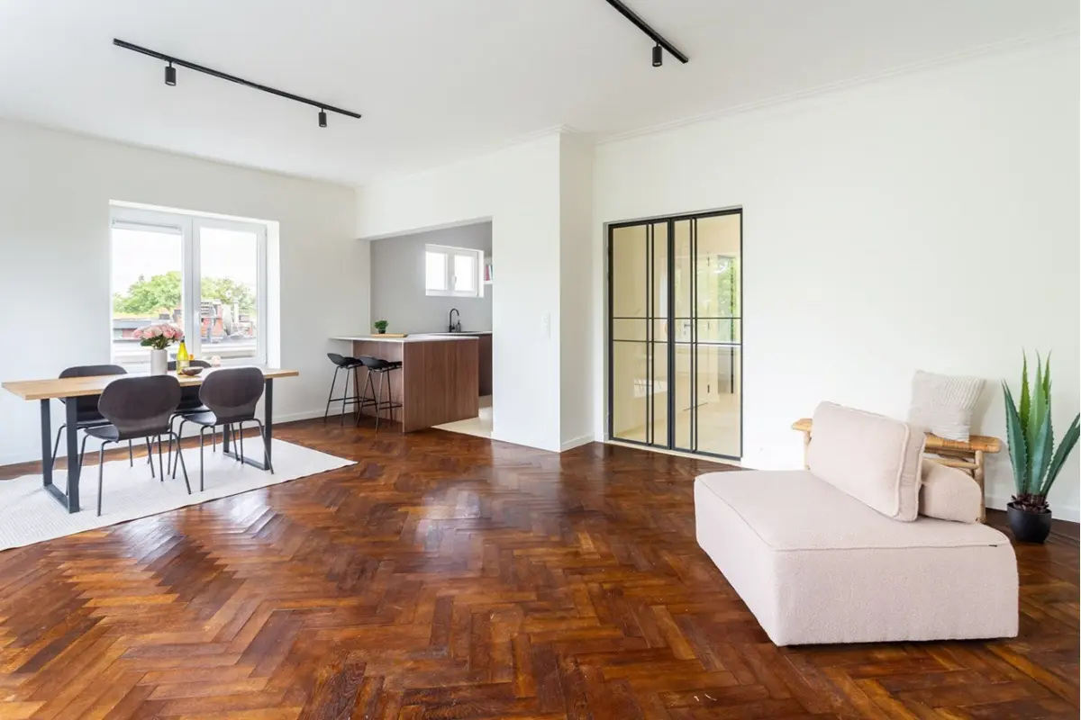 Appartement te  koop in Wilrijk 2610 379000.00€ 3 slaapkamers 107.00m² - Zoekertje 766040