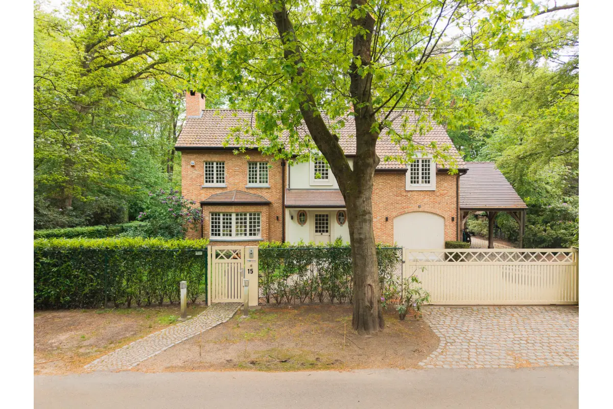 Huis te  koop in Kapellen 2950 868000.00€ 4 slaapkamers 316.00m² - Zoekertje 767018