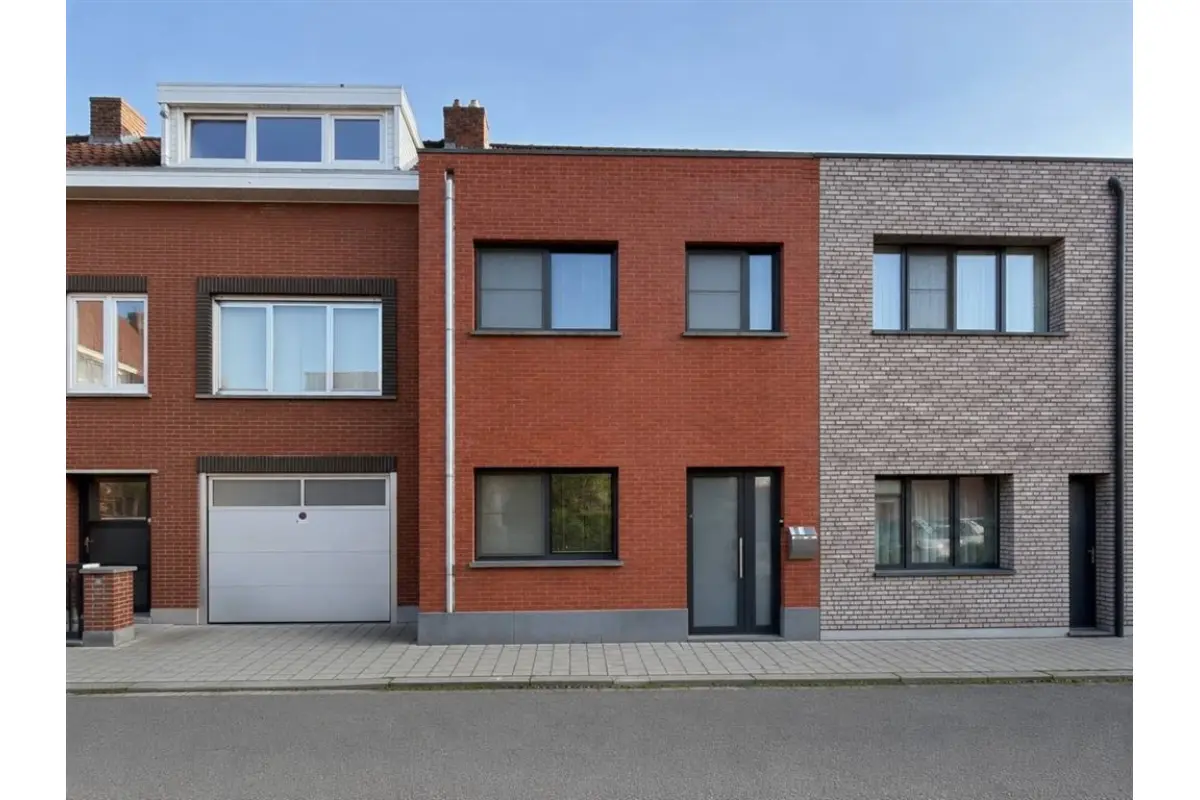 Huis te  huur in Ekeren 2180 1450.00€ 2 slaapkamers 144.90m² - Zoekertje 767393