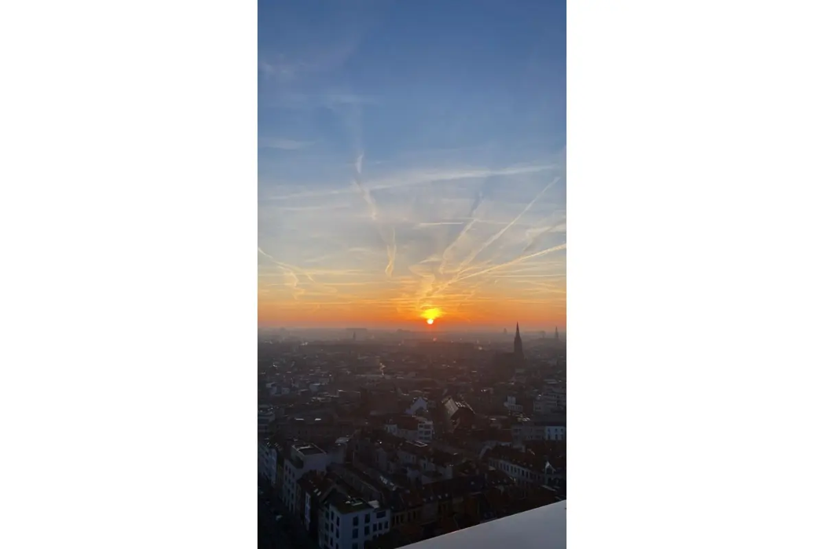 Appartement te  koop in Antwerpen 2060 412000.00€ 2 slaapkamers 73.00m² - Zoekertje 768453