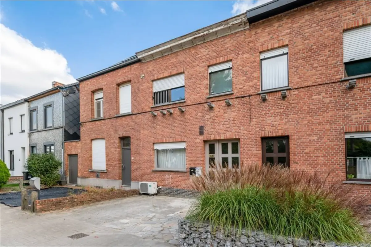 Appartementsgebouw te  koop in Sint-Katelijne-Waver 2860 299000.00€ 3 slaapkamers 165.00m² - Zoekertje 768280