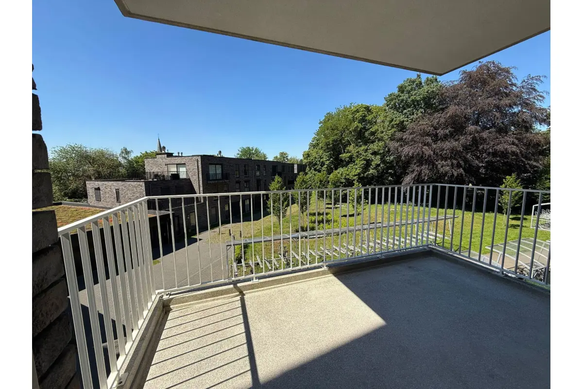 Appartement te  huur in Deurne 2100 1050.00€ 2 slaapkamers 75.00m² - Zoekertje 769998