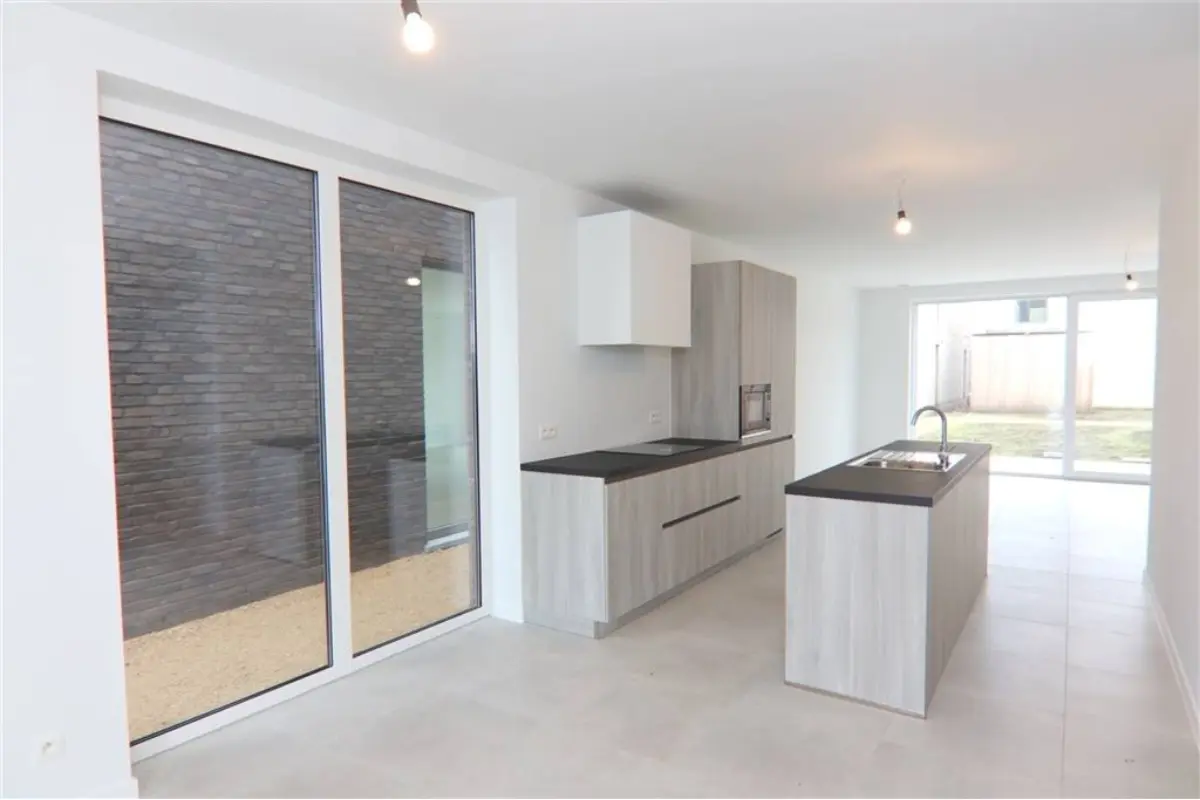 Huis te  huur in Wiekevorst 2222 1250.00€ 3 slaapkamers 135.00m² - Zoekertje 770033