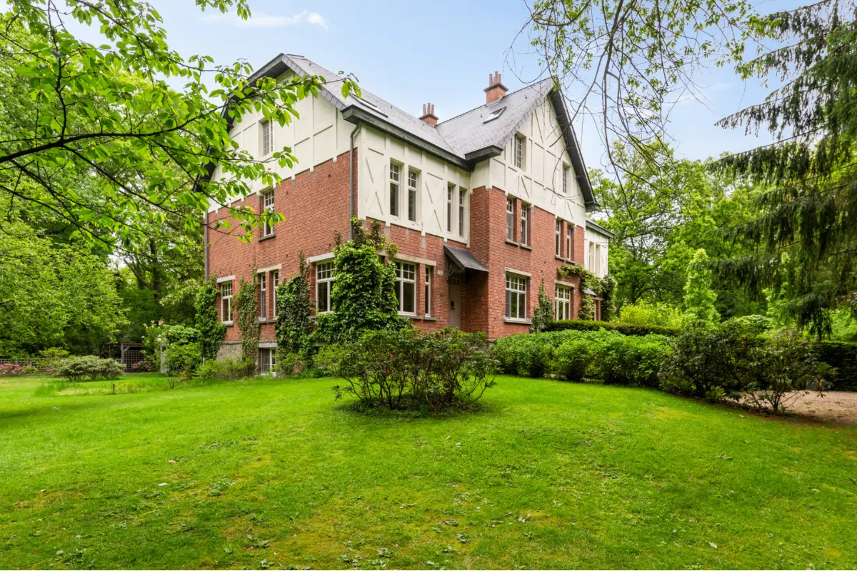 Huis te  koop in Brasschaat 2930 1250000.00€ 7 slaapkamers 497.00m² - Zoekertje 770949