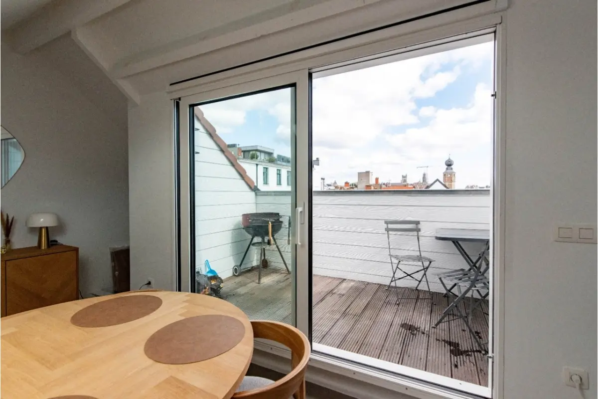 Appartement te  huur in Antwerpen 2000 1250.00€  slaapkamers m² - Zoekertje 770865