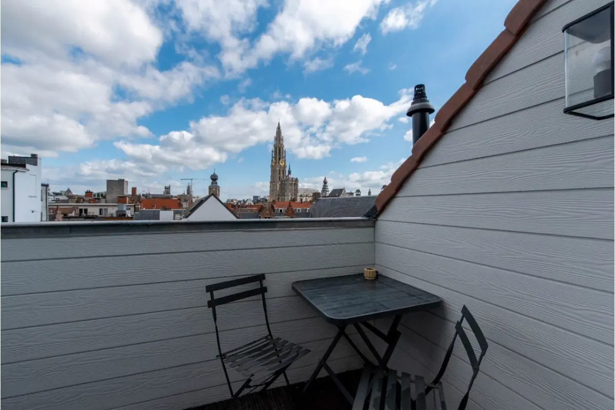 Duplex te  huur in Antwerpen 2000 1250.00€  slaapkamers m² - Zoekertje 770865