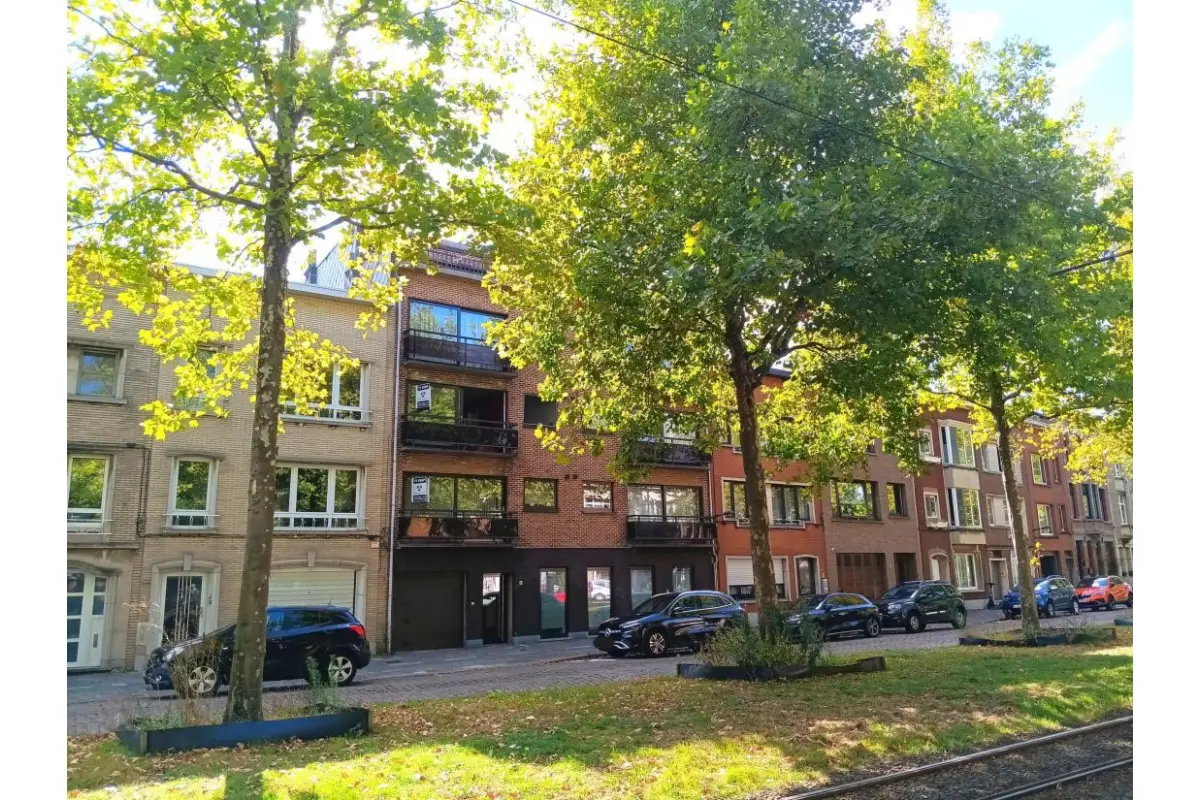 Appartement te  huur in Deurne 2100 1170.00€ 2 slaapkamers 90.00m² - Zoekertje 772505