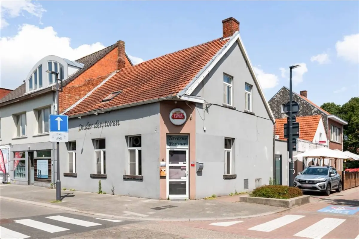 Handelszaak te  koop in Wuustwezel 2990 259000.00€ 2 slaapkamers 219.00m² - Zoekertje 772398