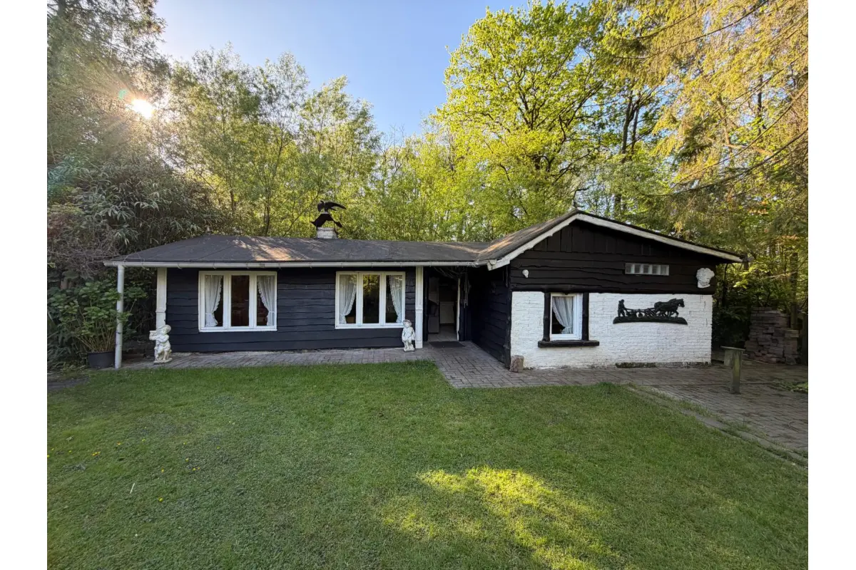 Bungalow te  koop in Wechelderzande 2275 95000.00€ 3 slaapkamers 80.00m² - Zoekertje 772222