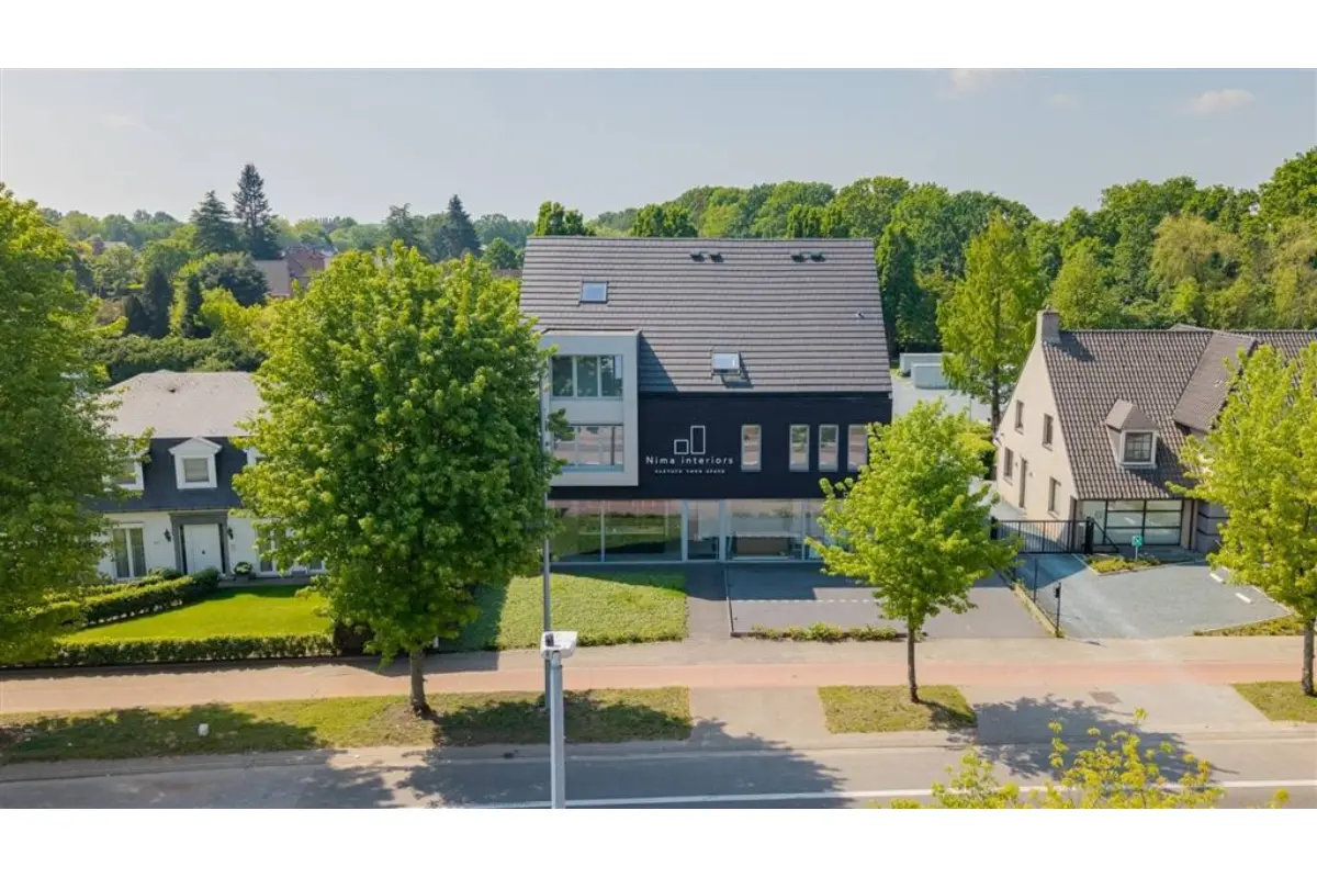 Handelszaak te  koop in Borsbeek 2150 1995000.00€ 5 slaapkamers 1020.00m² - Zoekertje 772431