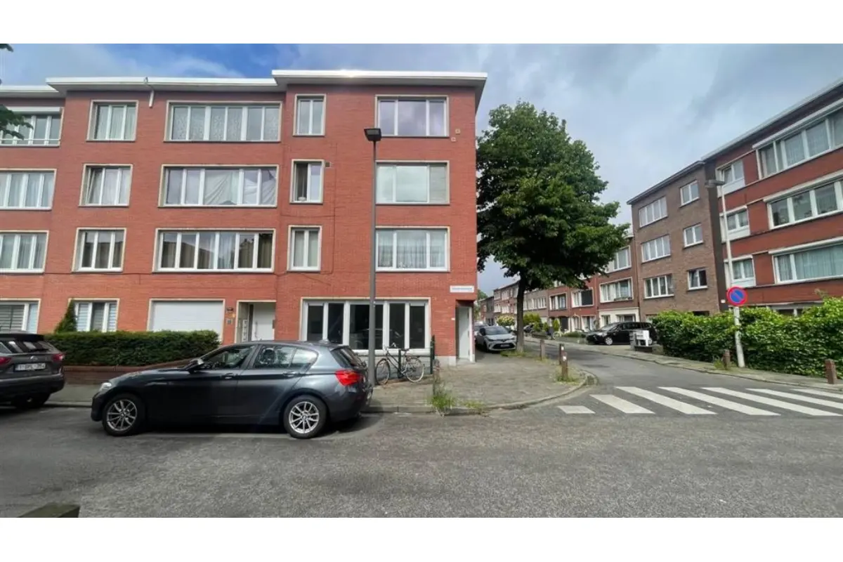 Appartement te  huur in Deurne 2100 950.00€ 1 slaapkamers 81.00m² - Zoekertje 773008
