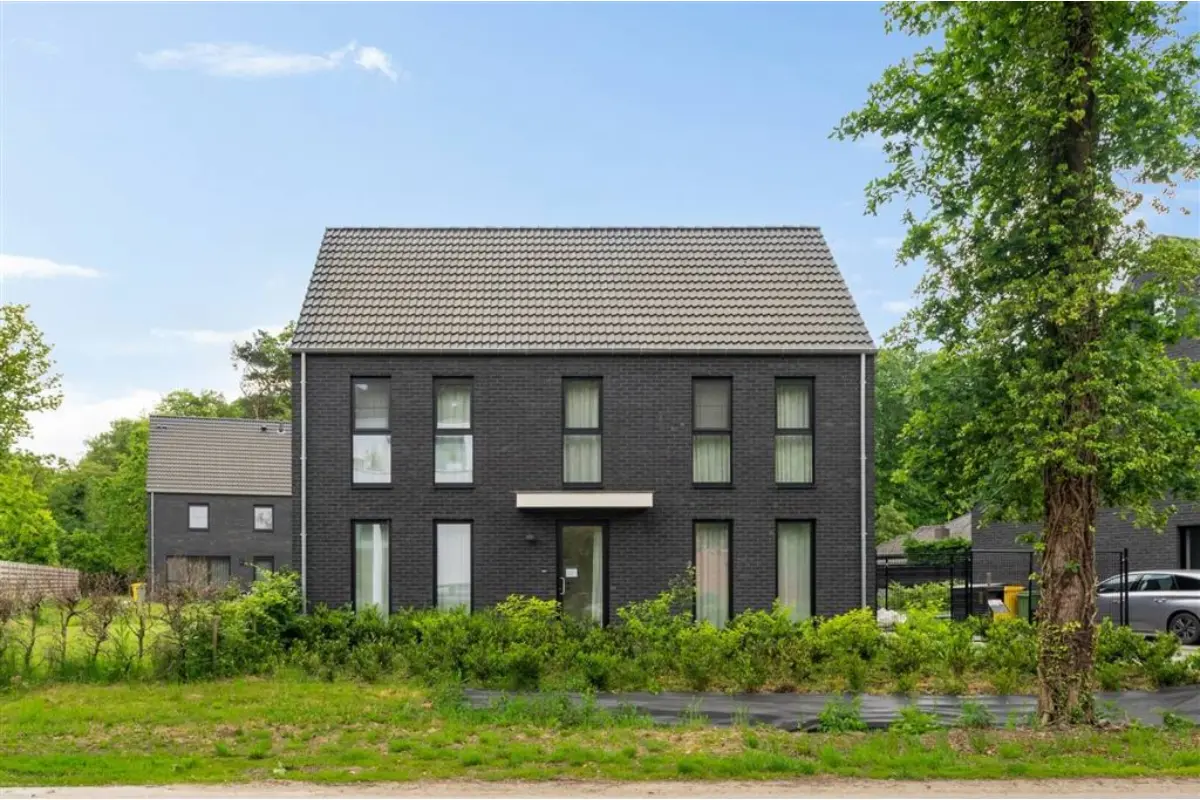 Huis te  koop in Grobbendonk 2280 485000.00€ 4 slaapkamers 189.00m² - Zoekertje 773485