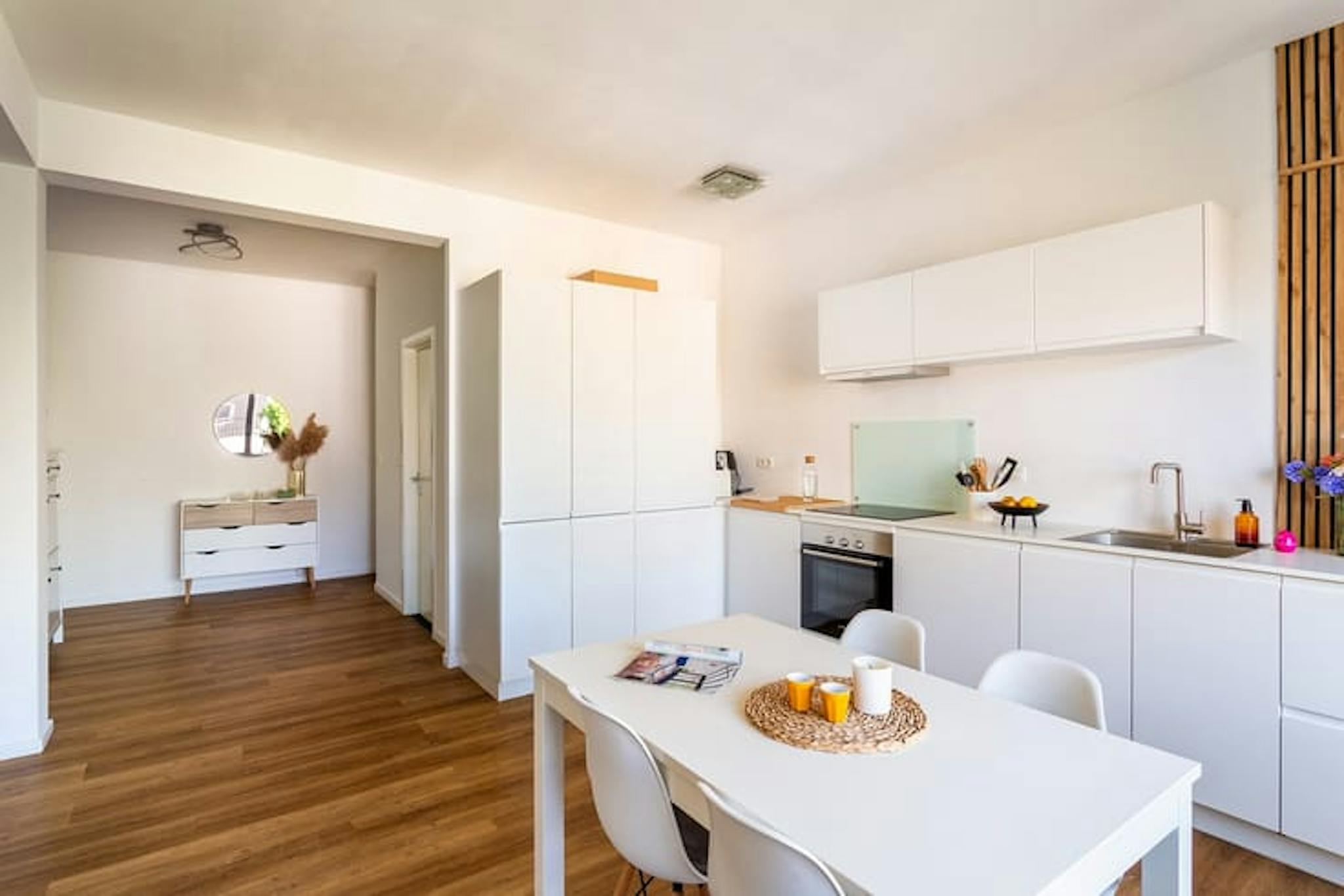 Appartement te  huur in Antwerpen 2000 1350.00€ 1 slaapkamers 50.00m² - Zoekertje 774109