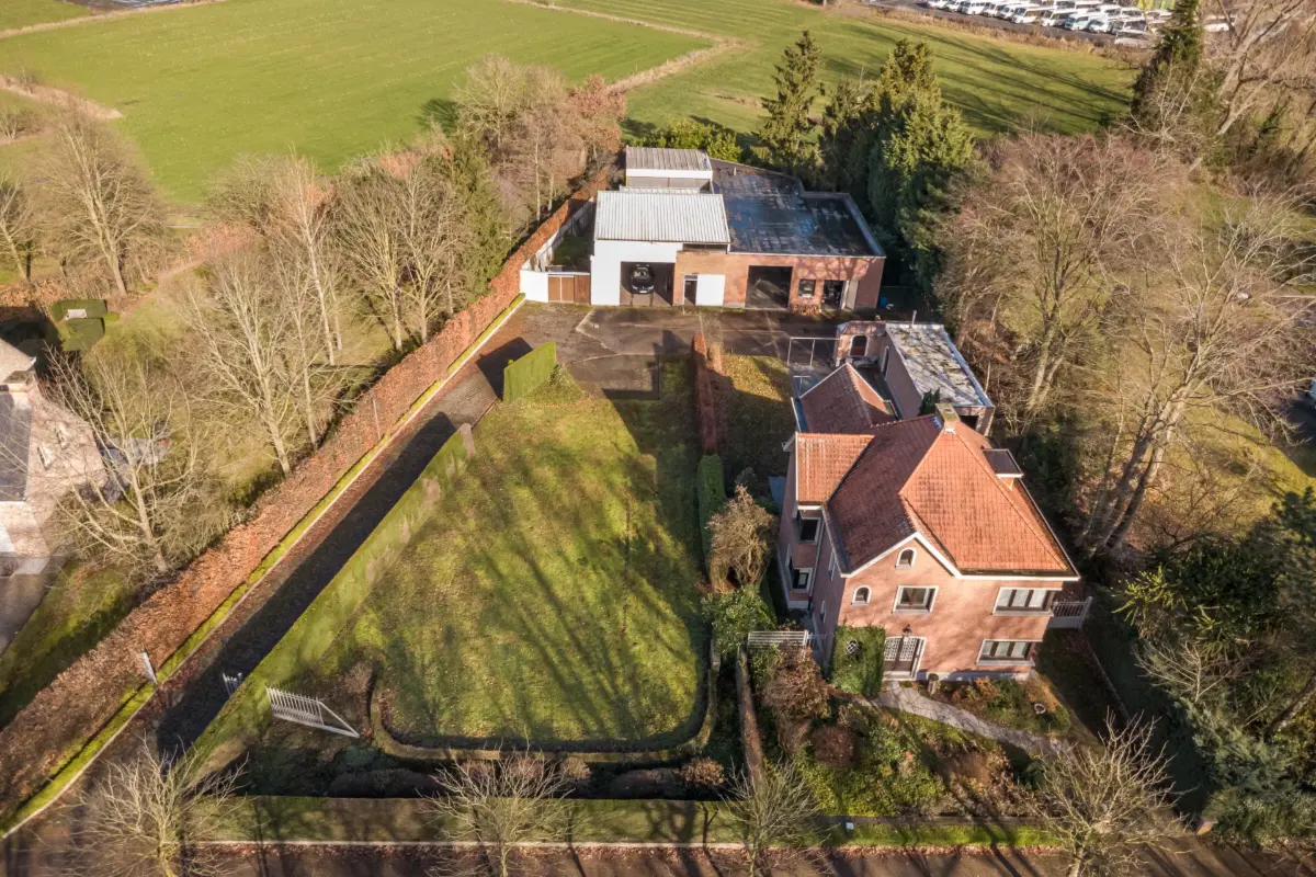 Huis te  koop in Reet 2840 1299000.00€ 4 slaapkamers 340.00m² - Zoekertje 775606