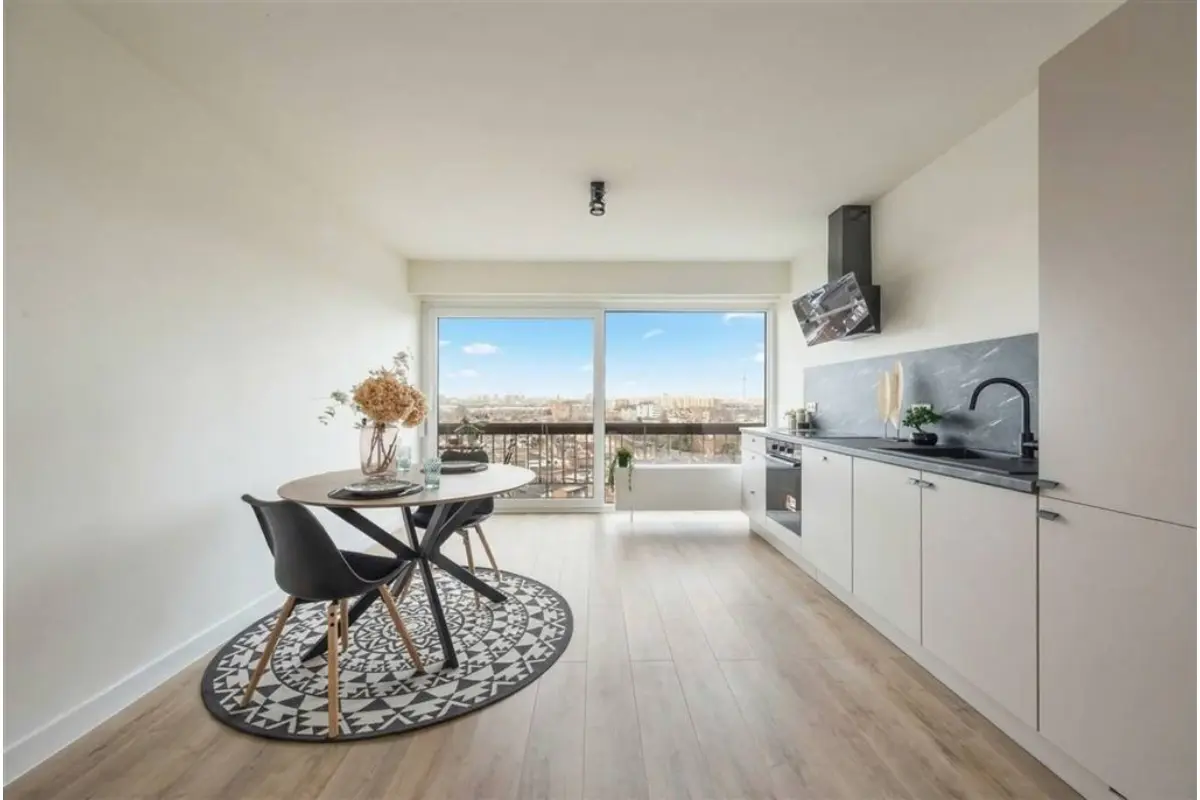 Appartement te  koop in Merksem 2170 214000.00€ 2 slaapkamers 85.00m² - Zoekertje 776366