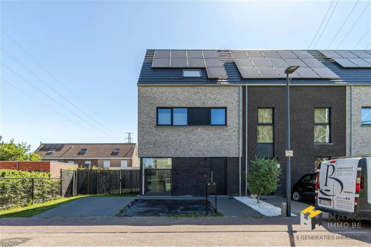 Huis te  koop in Lier 2500 568000.00€ 4 slaapkamers 154.00m² - Zoekertje 775687
