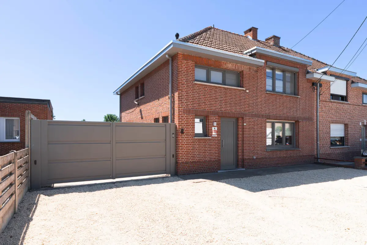 Huis te  koop in Heist-op-den-Berg 2220 449000.00€ 4 slaapkamers 204.00m² - Zoekertje 775495