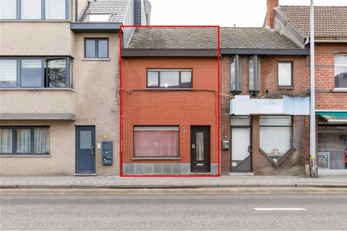Huis te  koop in Mol 2400 150000.00€ 2 slaapkamers 110.00m² - Zoekertje 777235