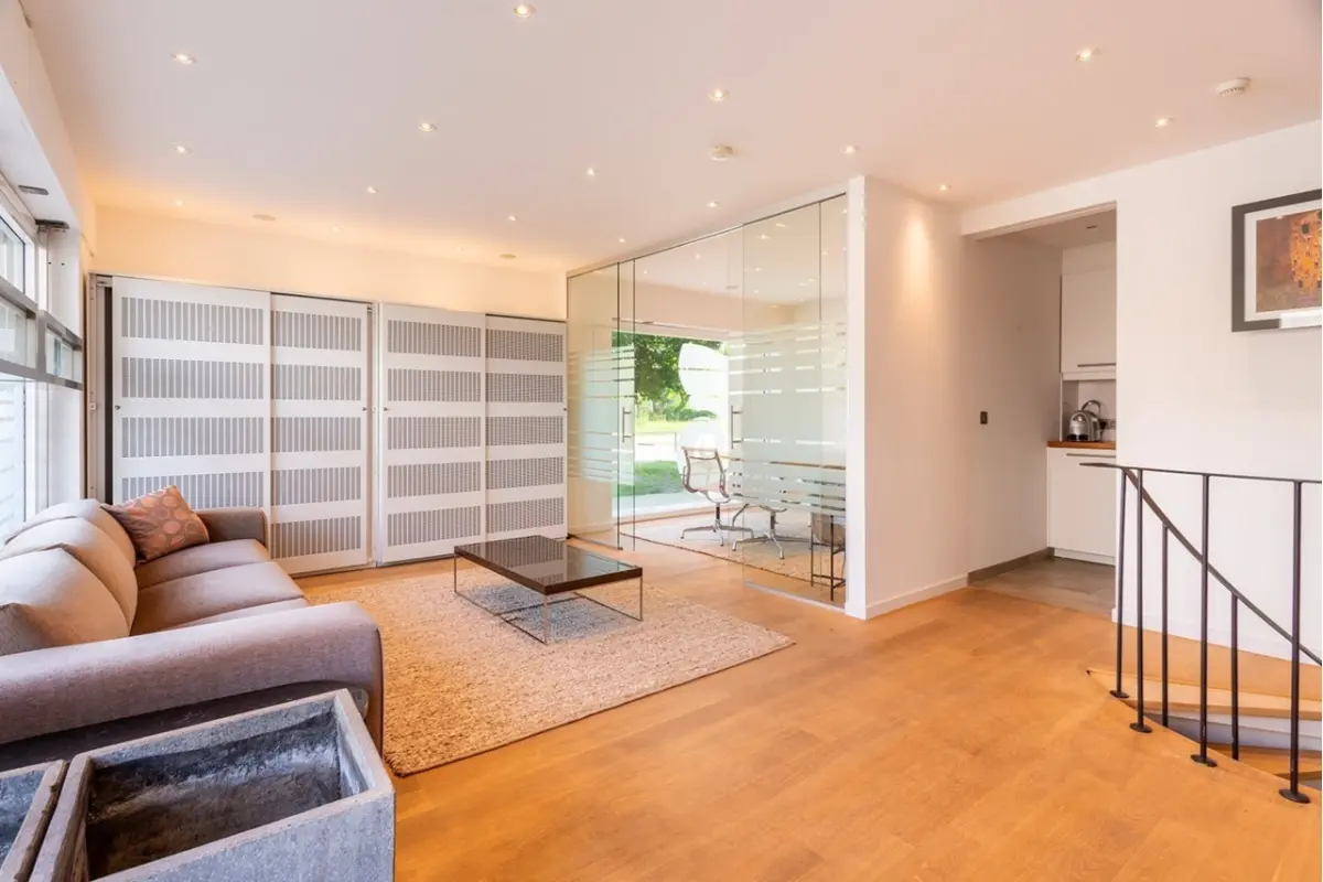 Handelszaak te  koop in Antwerpen 2050 139000.00€  slaapkamers m² - Zoekertje 777323