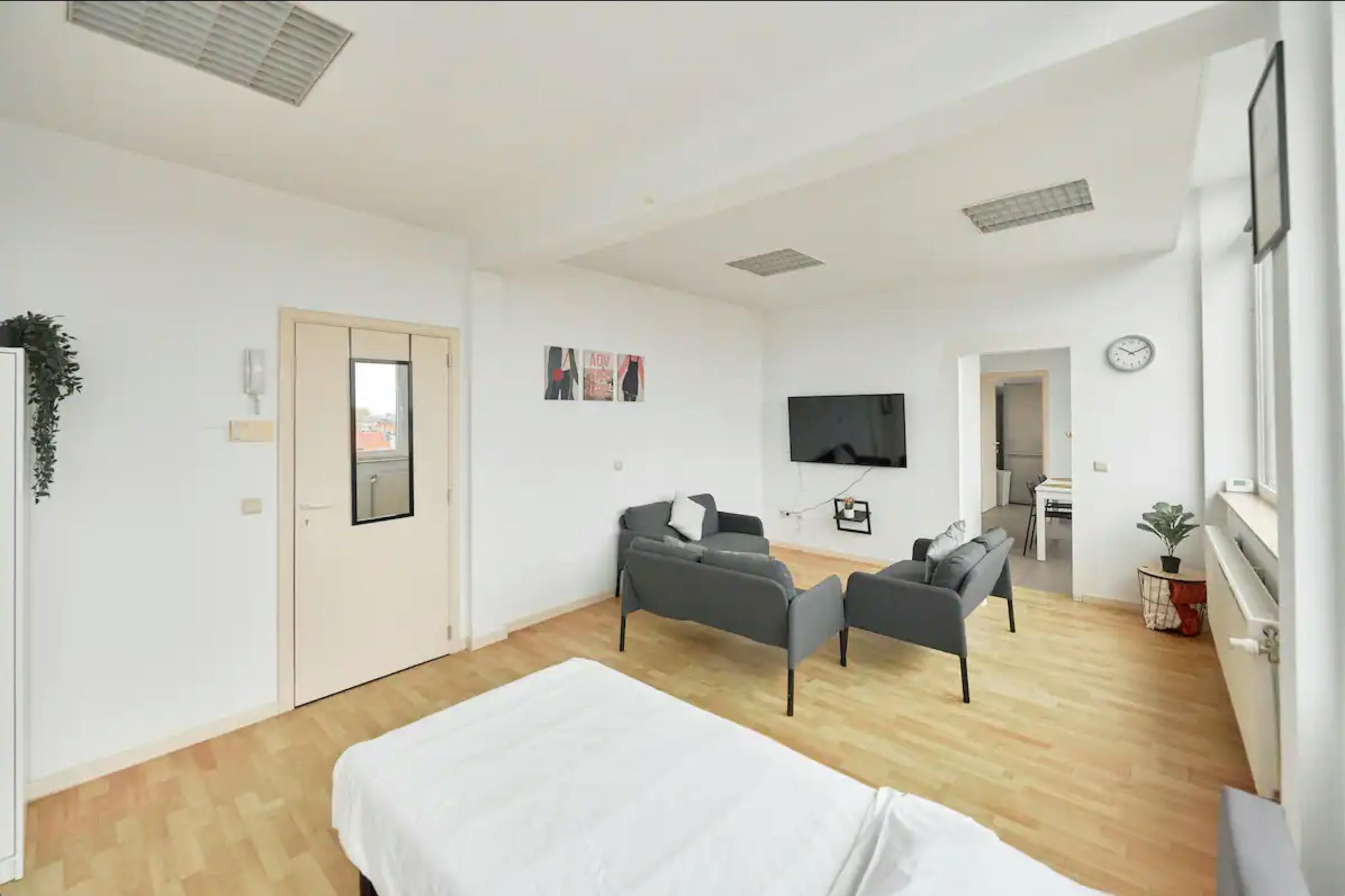 Appartement te  huur in Borgerhout 2140 2600.00€ 2 slaapkamers 100.00m² - Zoekertje 777819