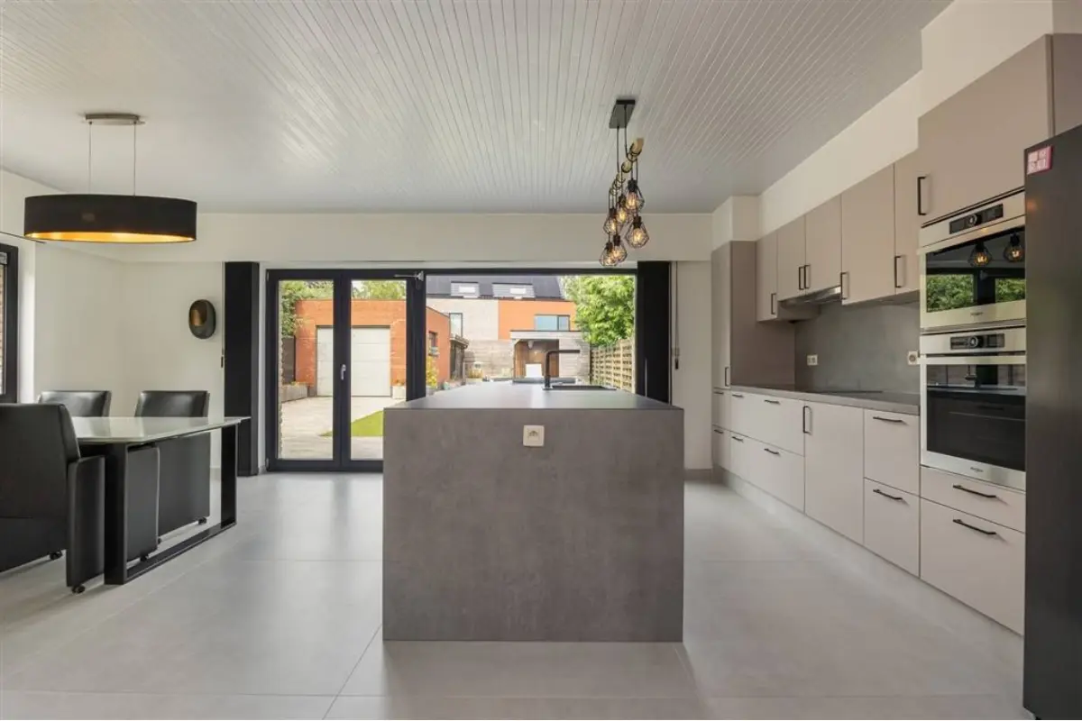 Huis te  koop in Bornem 2880 480000.00€ 3 slaapkamers 172.00m² - Zoekertje 777593