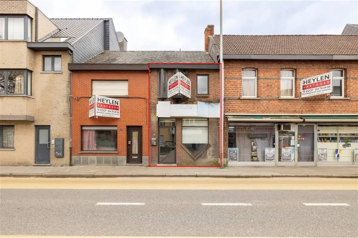 Huis te  koop in Mol 2400 150000.00€ 3 slaapkamers 165.00m² - Zoekertje 777234
