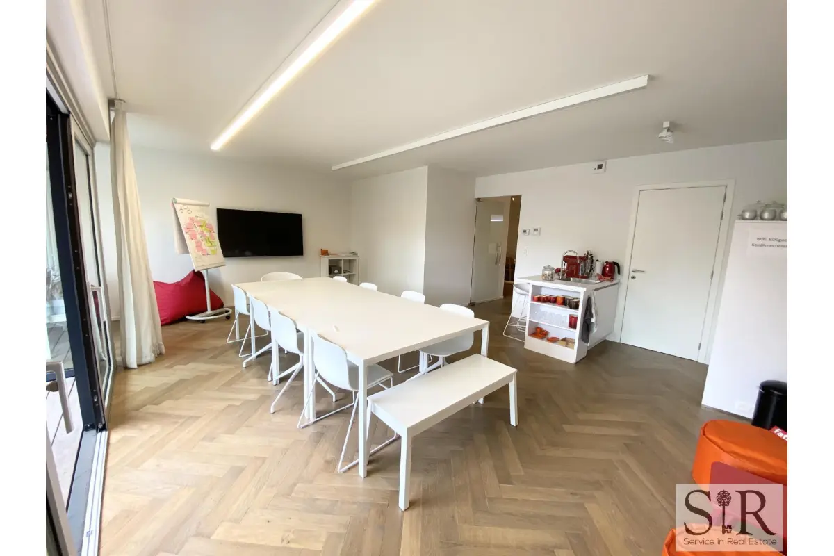 Handelszaak te  huur in Mechelen 2800 995.00€  slaapkamers 85.00m² - Zoekertje 778475